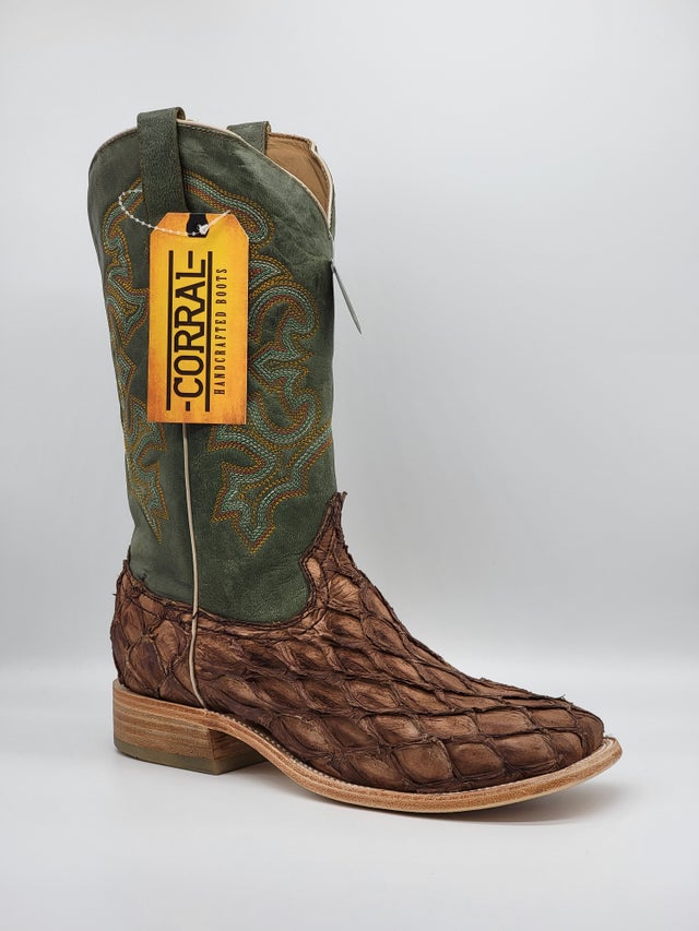 Corral sea sale bass boots